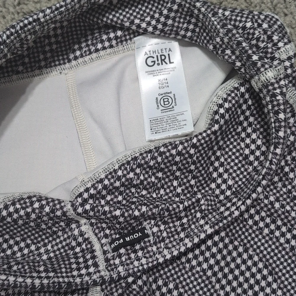 Athleta Girl High Rise Chit Chat Flare Workout Pants Houndstooth Checkered Sz 14